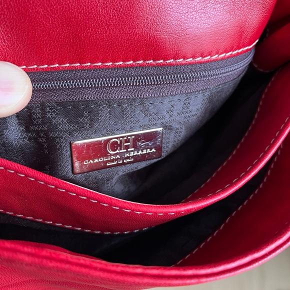 Carolina Herrera CH Red Quilted Shoulder Bag - Picture 5 of 8